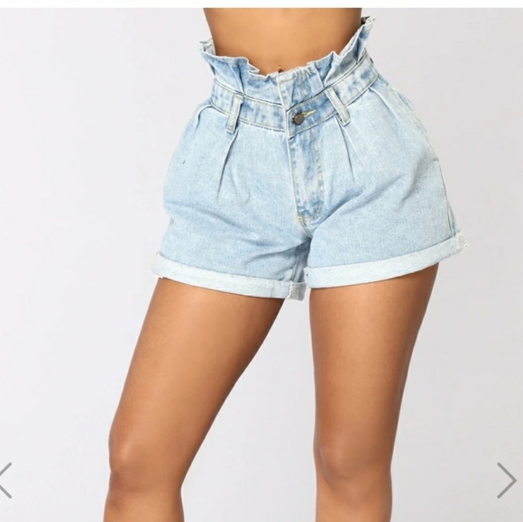 Fashion Nova Pants - Fashion Nova hi rise shorts!
